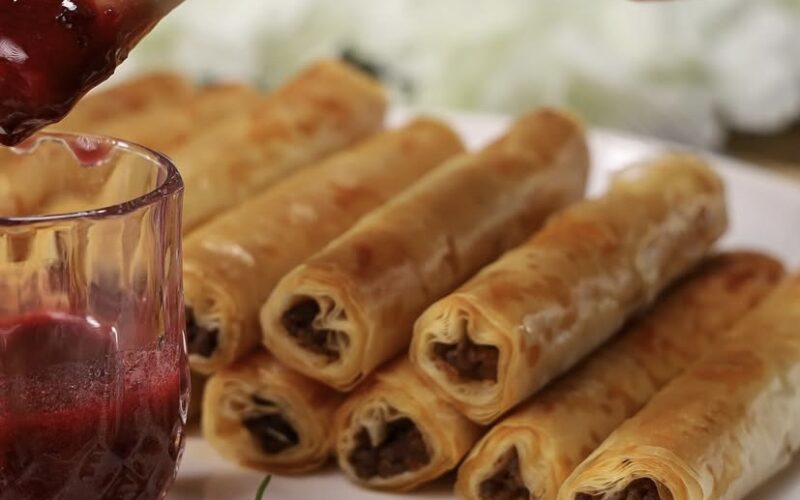 KIYMALI ÇITIR BÖREK