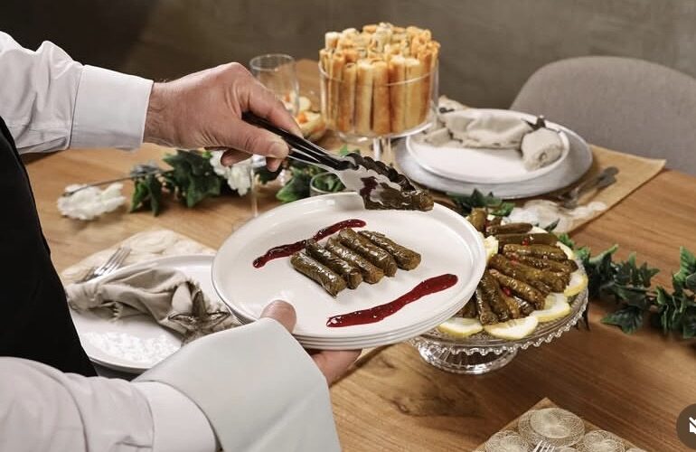 ZEYTİNYAĞLI YAPRAK SARMASI